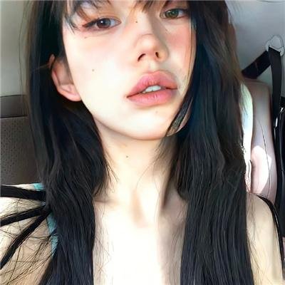 雪中的奇羊 海报