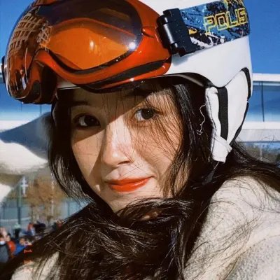 魔力充电娘 海报