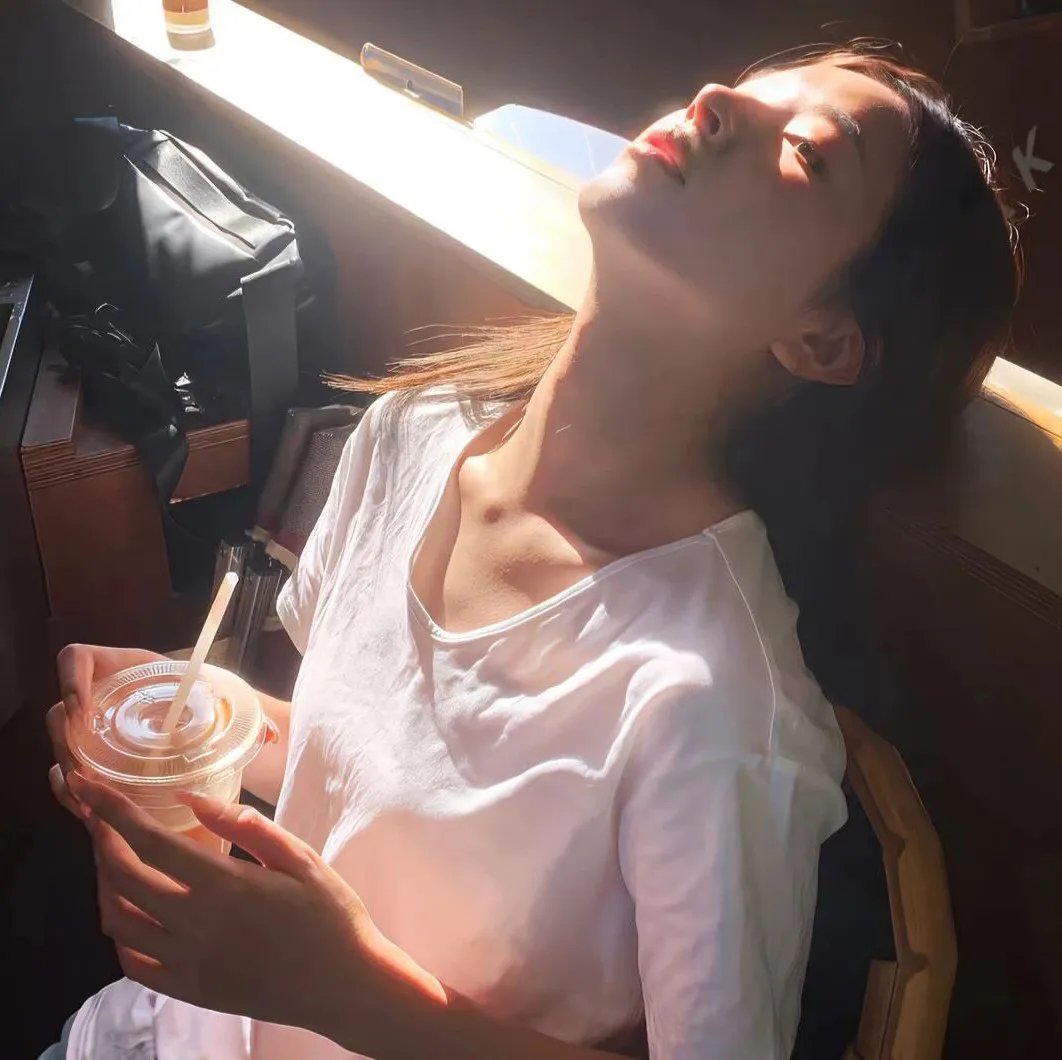 第三情 海报